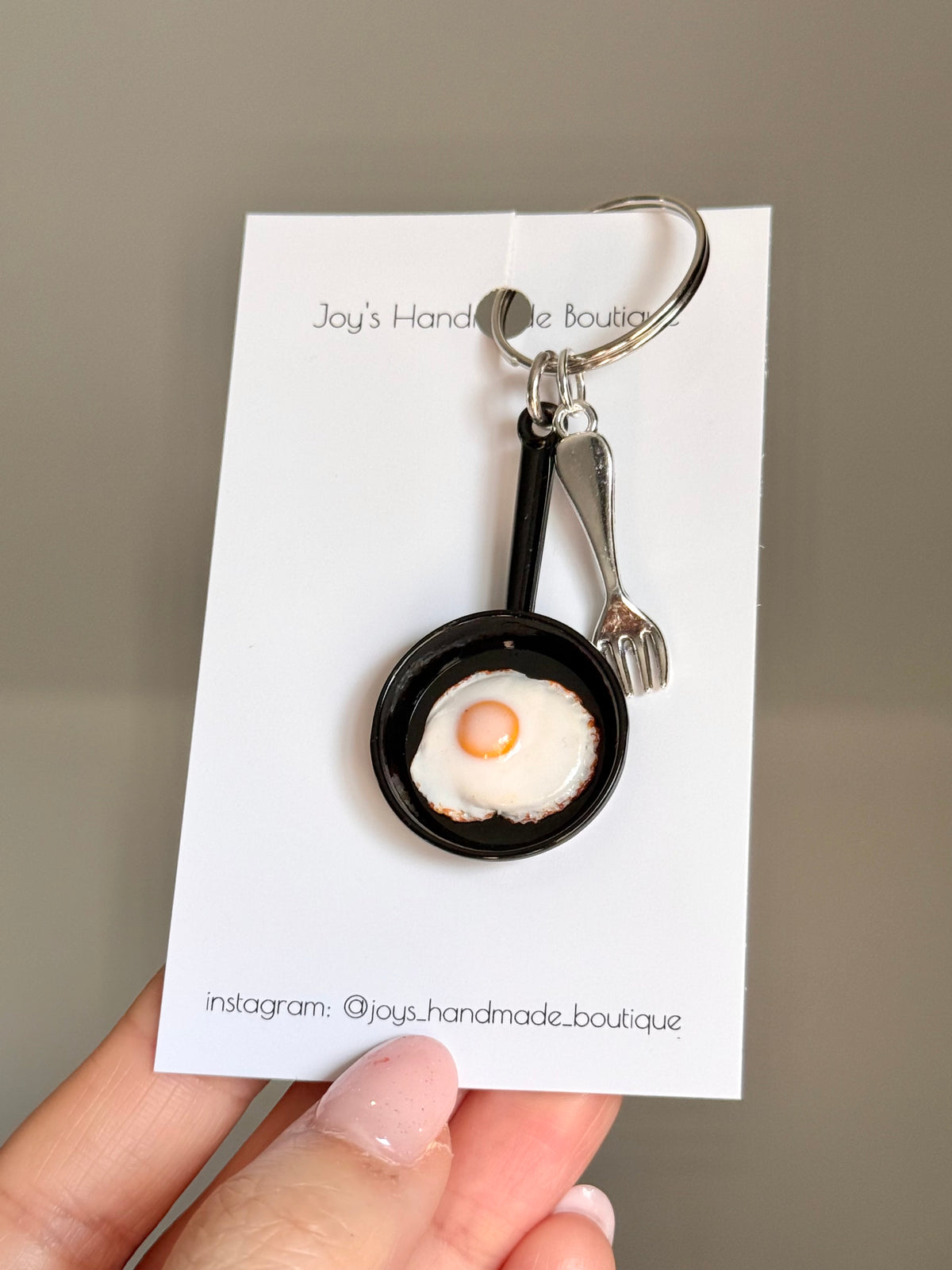 Fried Egg in Frypan keychain
